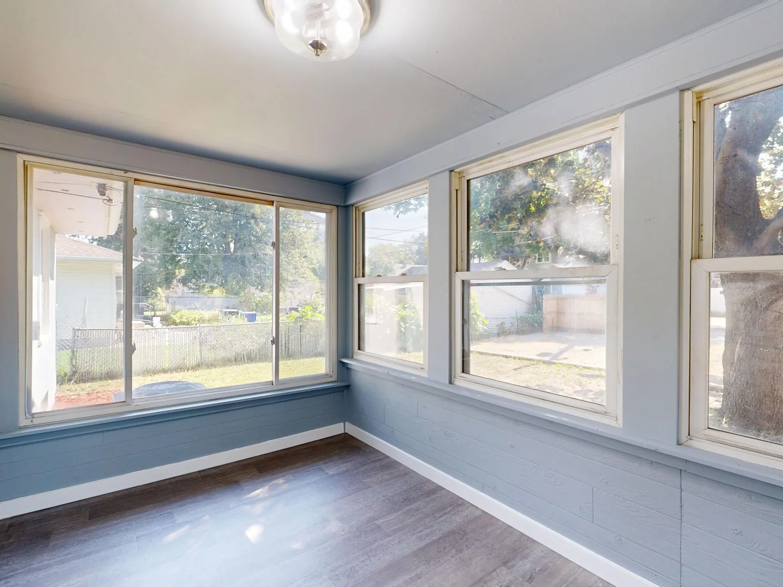 How much does a 12x12 sunroom cost