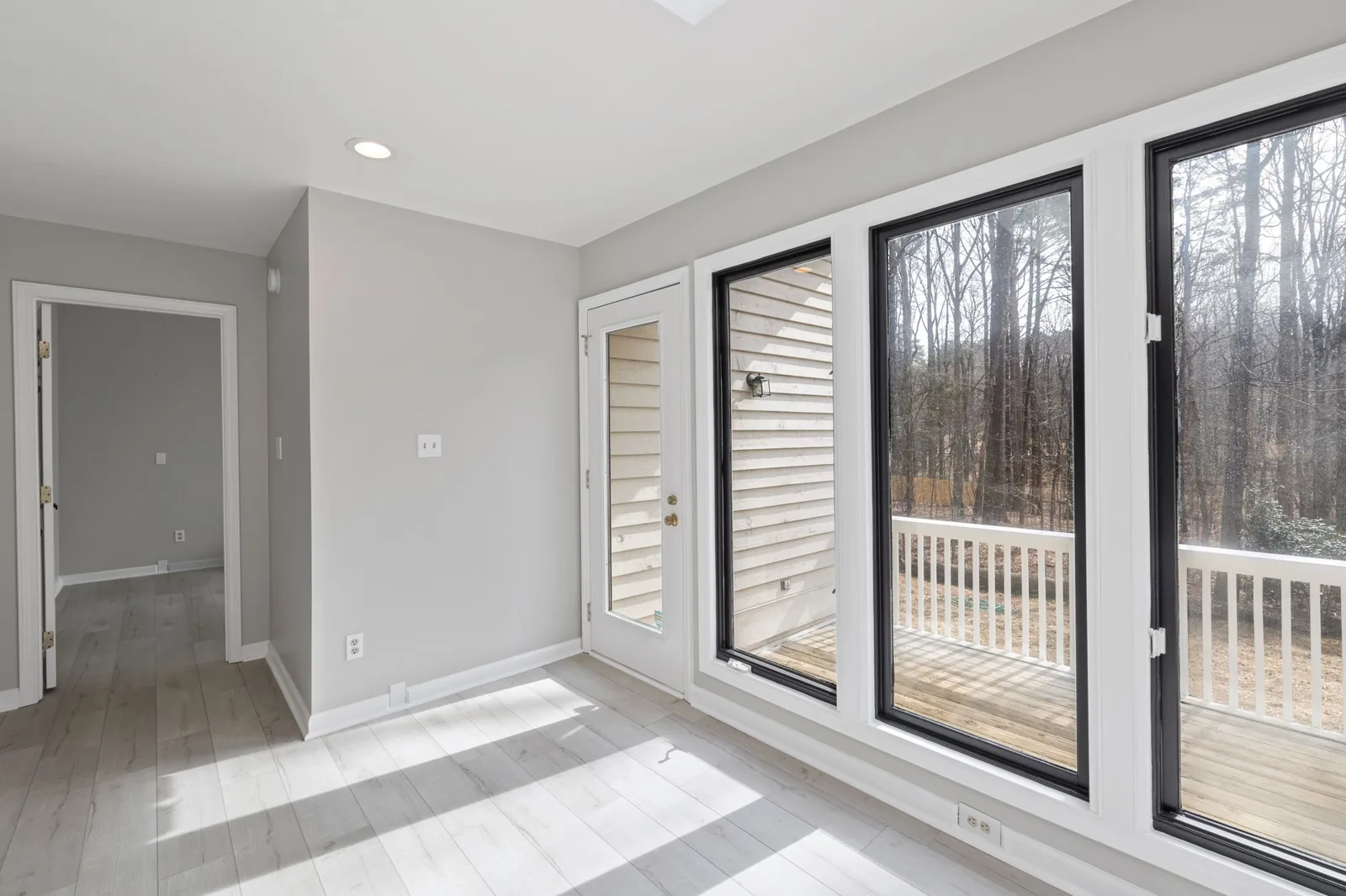 how much does a new sunroom cost