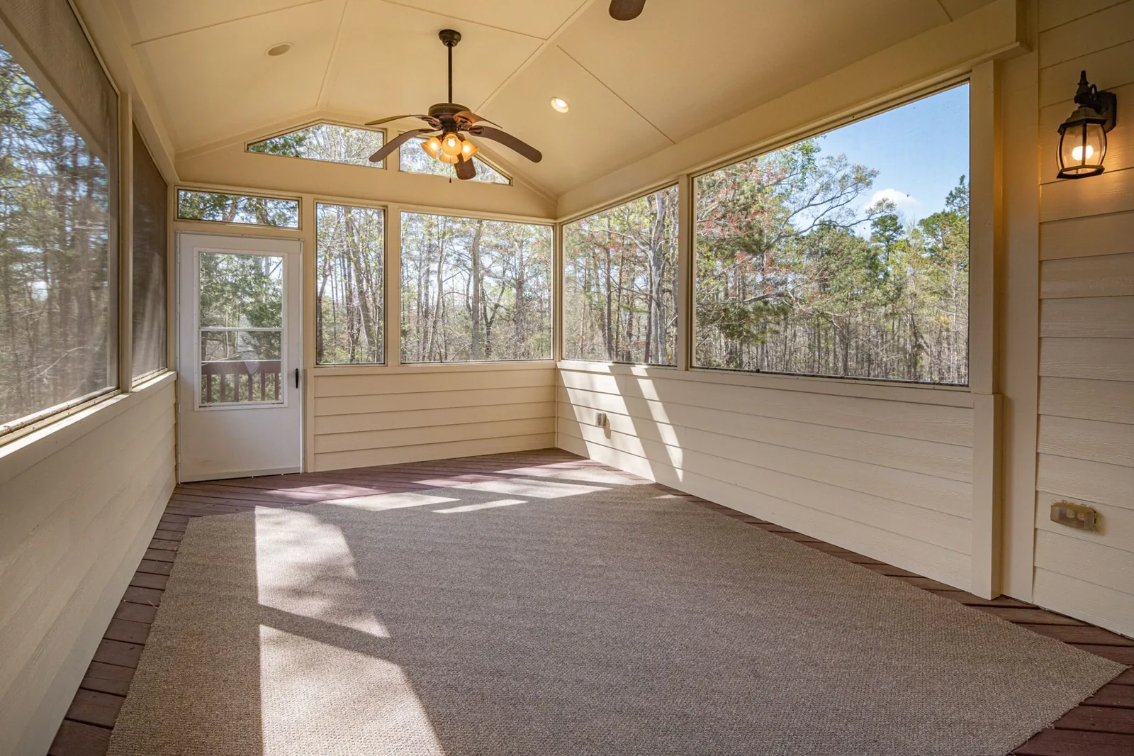 screened porch vs sunroom