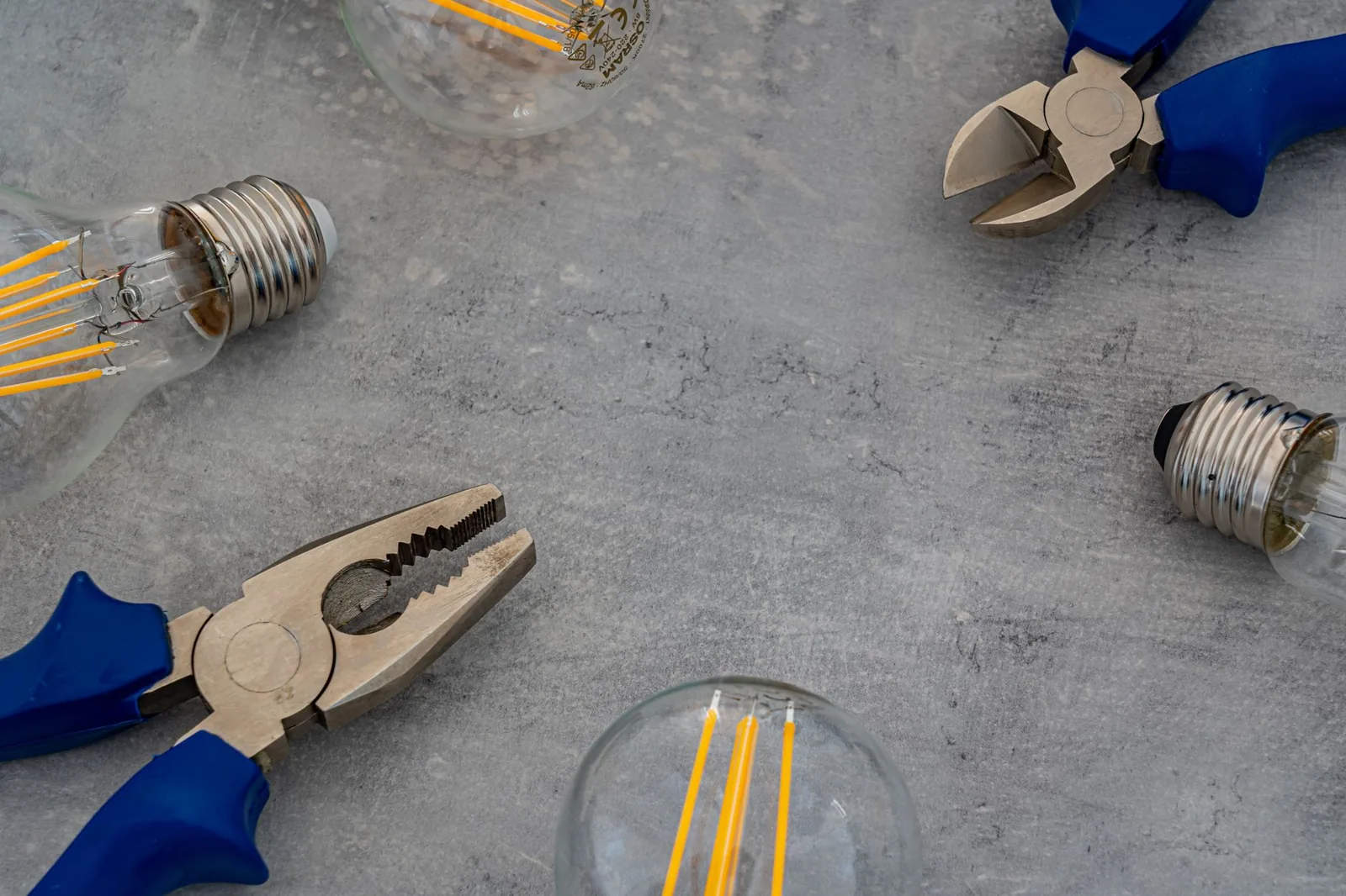 Low-voltage landscape lighting kit transformer and cable during installation